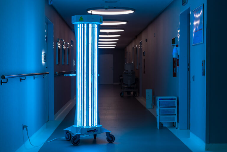CoBOT Ultra | www.wolfe.ro | Dezinfecție aer și suprafețe cu lumină UV
