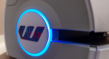 Echipament robotic cu lumină germicidă UV-C | Robotic equipment with germicidal UV-C light